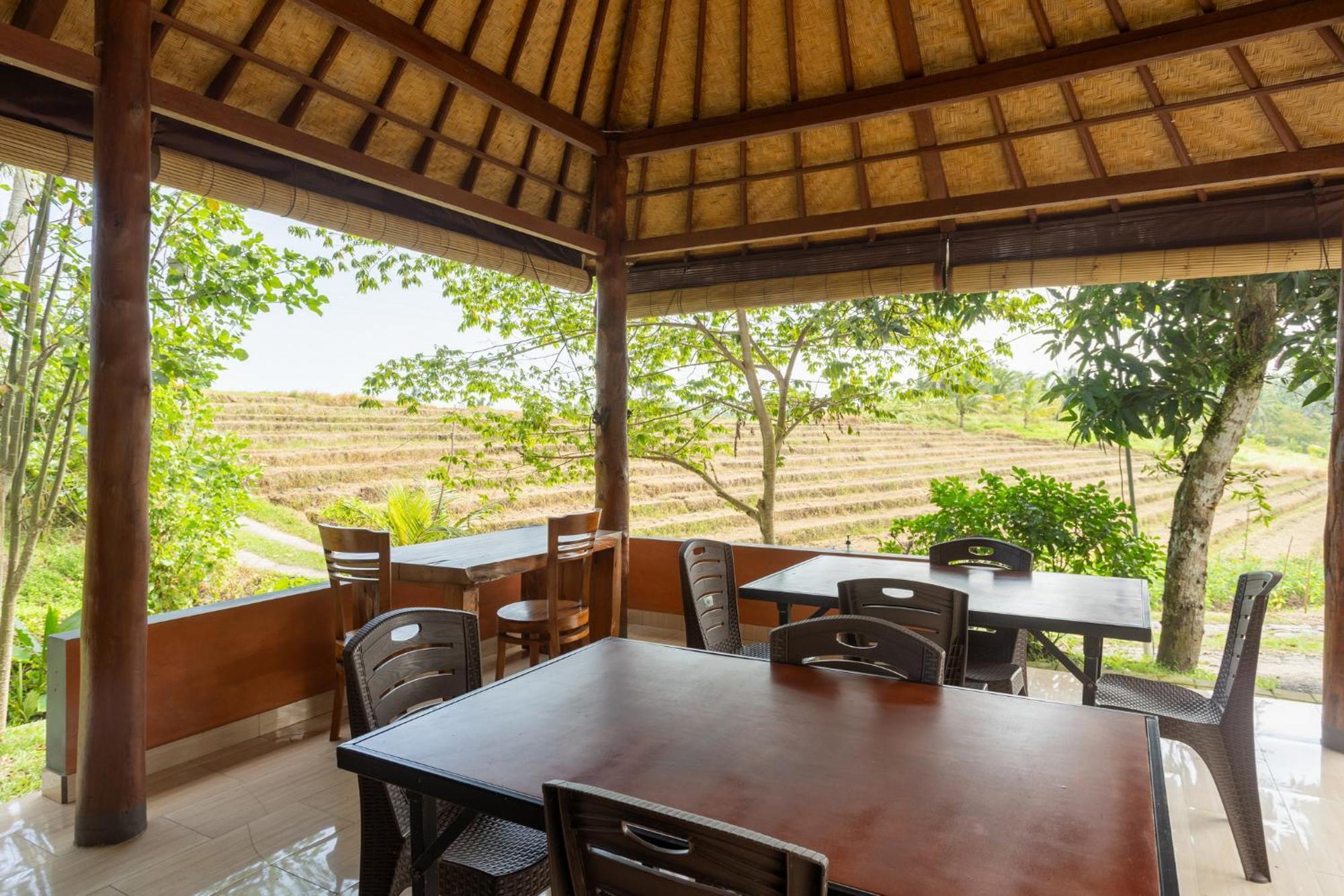 Pondok Hari Baik Balian 외부 사진